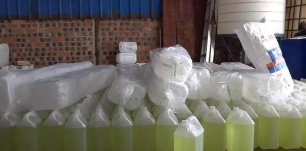 廣西一洗滌劑廠“轉(zhuǎn)行”勾兌消毒液被查，近20噸已流入市場，自來水供應(yīng)或受影響